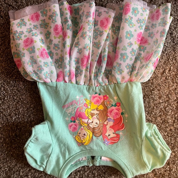 Disney babygirl clothing bundle - Picture 5 of 6
